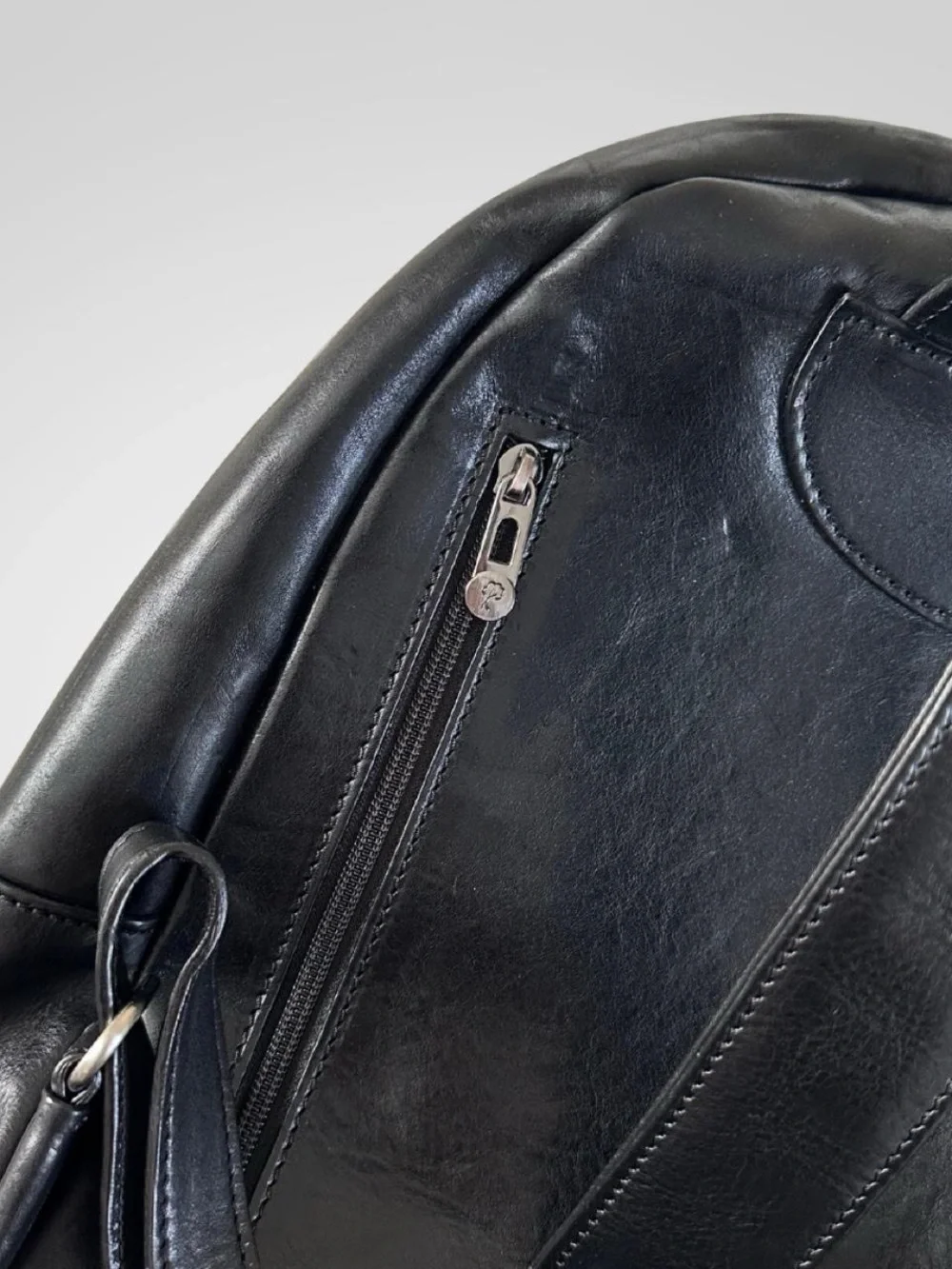 Sorrento De Martino Buffalo Italian Leather Backpack